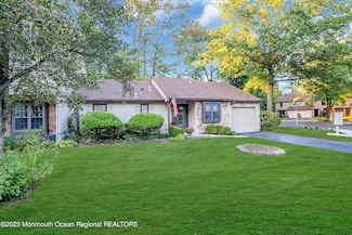 62 Hunters Run, Oceanport, NJ 07757