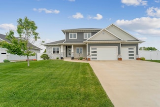 1809 Vera Way, Cedar Falls, IA 50613