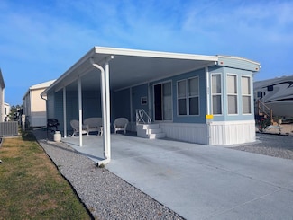 609 County Road 466 Unit 351, Lady Lake, FL 32159