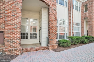 3 Arch Place Unit 132, Gaithersburg, MD 20878