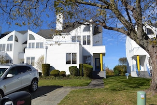 533 Lagoon Blvd, Brigantine, NJ 08203