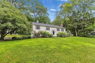 32 Keenan Dr, Peterborough, NH 03458