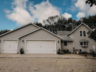 86571 County Road 46, Albert Lea, MN 56007