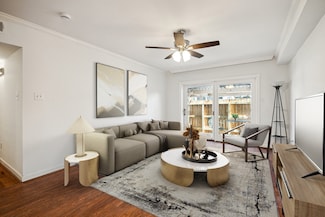 4515 Briar Hollow Place Unit 101, Houston, TX 77027