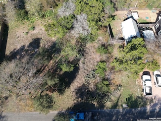 294 Flint Ridge St, Camp Swift, TX 78602