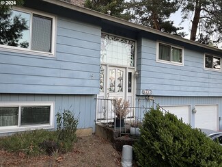 6423 SE Hull Ave, Milwaukie, OR 97267