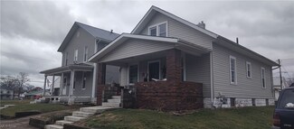 227 S 8th St, Coshocton, OH 43812