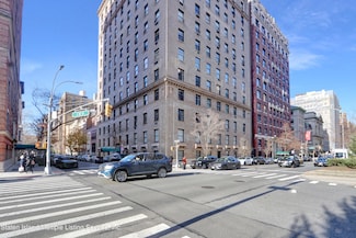 960 Park Ave Unit 3W/4C, New York, NY 10028