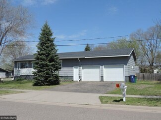 401 Oak Ave SE, Staples, MN 56479