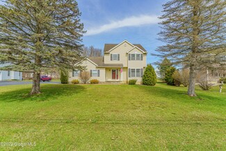 124 Charlton Rd, Ballston Lake, NY 12019