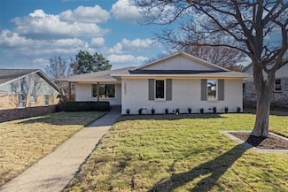 2652 Lanecrest Dr, Dallas, TX 75228