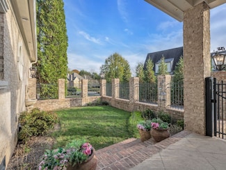 1472 Willowbrooke Cir, Franklin, TN 37069