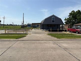 924 Wayne Ave, Bridge City, LA 70094