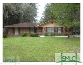 9520 Dunwoody Dr, Savannah, GA 31406