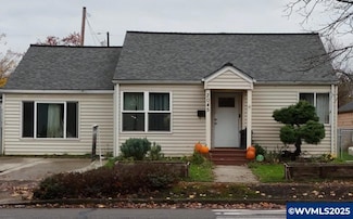 2045 Liberty St NE, Salem, OR 97301
