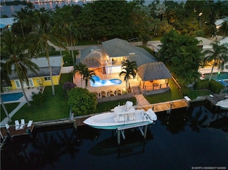 1359 SW Dyer Point Rd, Palm City, FL 34990