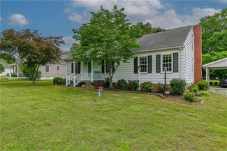 220 Monroe Ln, Elon, NC 27244
