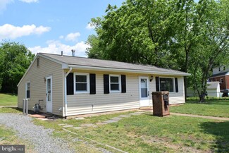 7905 Manassas Dr, Manassas, VA 20111