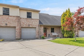 182 Cambria Hill Dr, Tarentum, PA 15084
