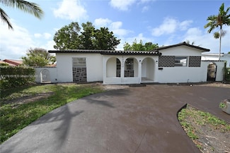 10000 SW 4th St, Miami, FL 33174