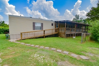 7006 S Meadow Dr, Orange, TX 77630