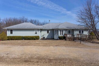 4350 Sand Hill Rd, Potosi, WI 53820
