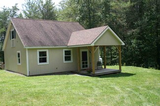 4727 Pomfret Rd, North Pomfret, VT 05053