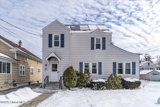 37 Cardinal Ave, Albany, NY 12208