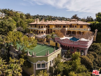 677 N Faring Rd, Los Angeles, CA 90077