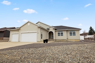 79 19th St, Havre, MT 59501