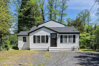 1754 Lakeside Dr S, Forked River, NJ 08731