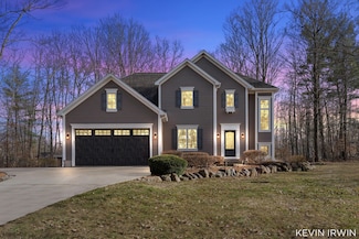 19223 Fox Glove Cir, Big Rapids, MI 49307