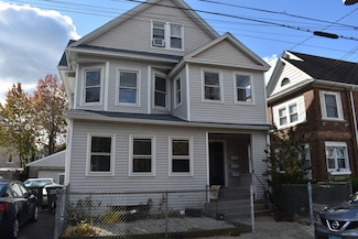 47 Gem Ave, Bridgeport, CT 06606