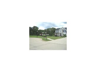 18 Spring Echo Ct, Mogadore, OH 44260
