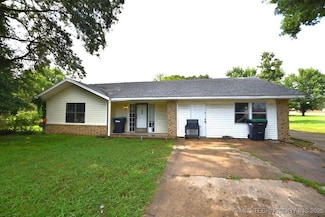 403 Kim St, Tahlequah, OK 74464