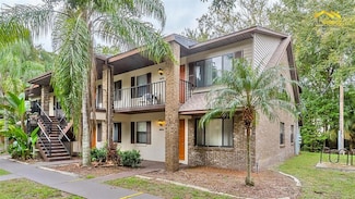 1652 Spring Garden Ct, Daytona Beach, FL 32117