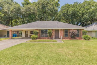 707 Venus Dr, Lafayette, LA 70501