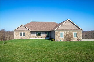 2 Woodstock Dr, Smock, PA 15480
