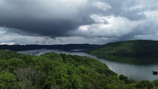 18 Lake Meadow Dr, Smithville, TN 37166