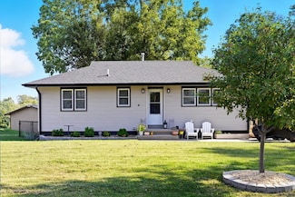 1103 N Locust St, Glenwood, IA 51534