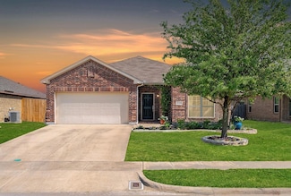 5109 Mountain View Dr, Krum, TX 76249