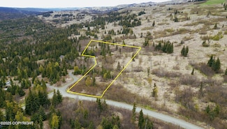 56000 Benjamin Ave, Fritz Creek, AK 99603