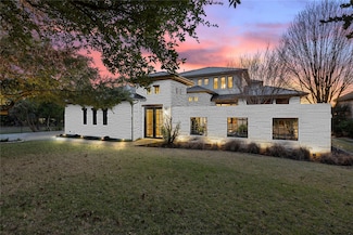 17807 Breakwater Dr, Jonestown, TX 78645