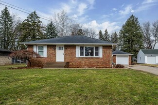 571 Jakway Ave, Benton Harbor, MI 49022