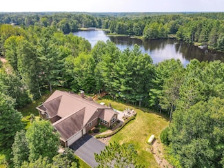 N8625 Snowshoe Dr, Phillips, WI 54555