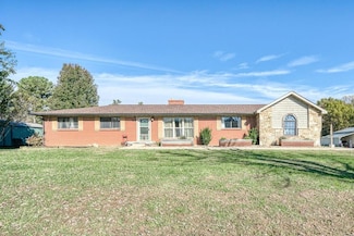 8597 Chaffin Rd, Baxter, TN 38544