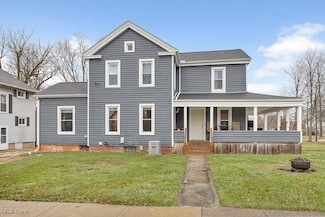 203 N Elmwood Ave, Medina, OH 44256
