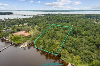 901 Creighton Rd, Fleming Island, FL 32003