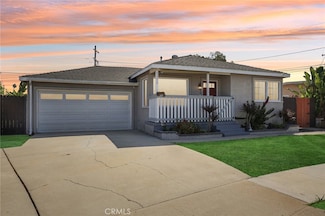 5056 Rose Ave, Long Beach, CA 90807