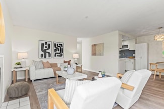 25192 Copa Del Oro Dr Unit 104, Hayward, CA 94545